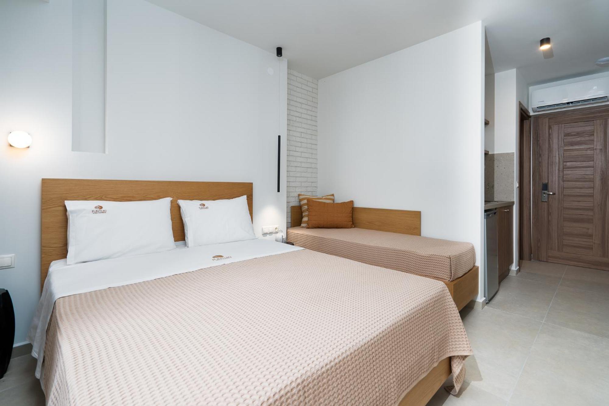 Funtuki Seaside Apartments Leptokarya  Rum bild